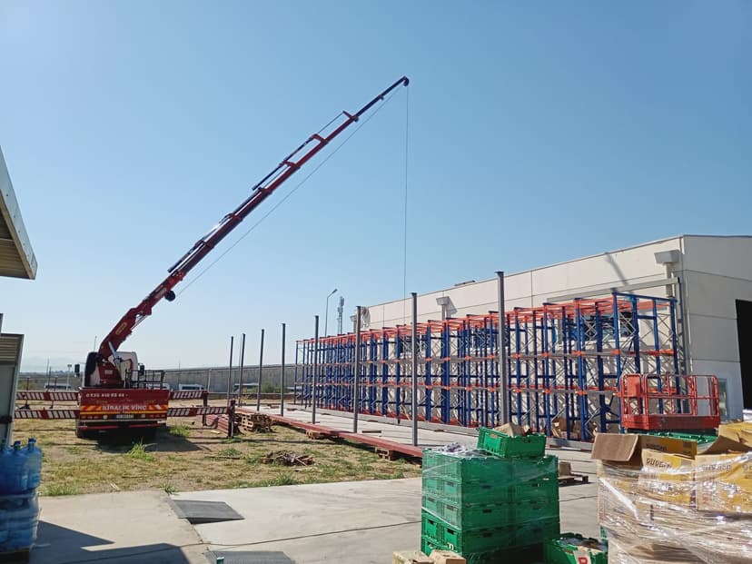 İzmir İnşaat Projesi Mobil Vinç Kiralama İzmir vinç kiralama, mobil vinç, inşaat vinç, 50 ton vinç